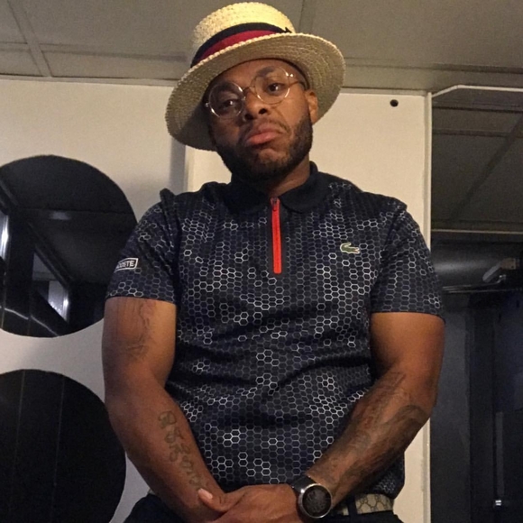 Meet your Posher, Damein - Picture 1 of 1